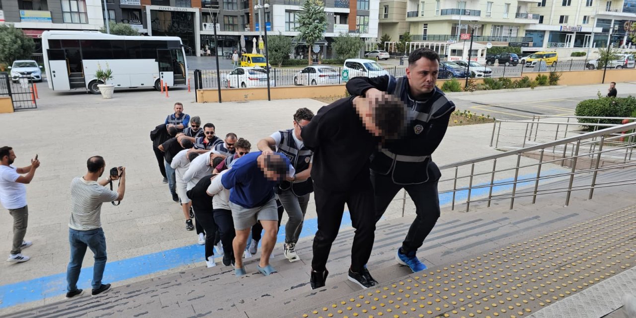 Şehit ailesini dolandırdılar