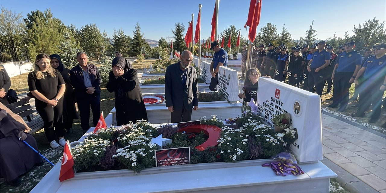 Şehadeti ülkeyi yasa boğmuştu, Şeyda Yılmaz kabri başında anıldı