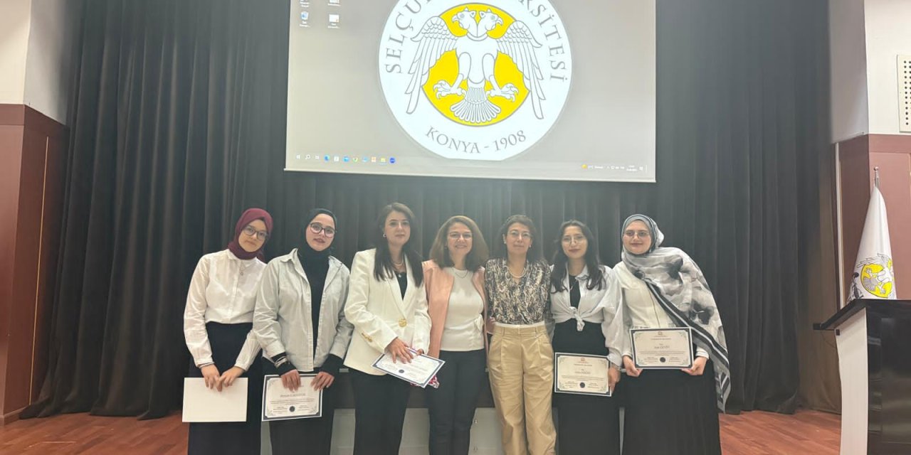 Konya'da "Sağlık Sisteminin Temel Taşı" konferansı yapıldı