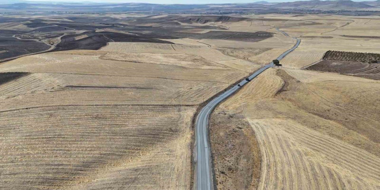 Kulu'da yol yapım çalışmaları sürüyor