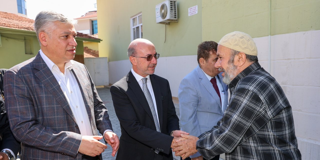 Başkan Pekyatırmacı, Aydınlıkevler Mahallesi'nin sorunlarını dinledi