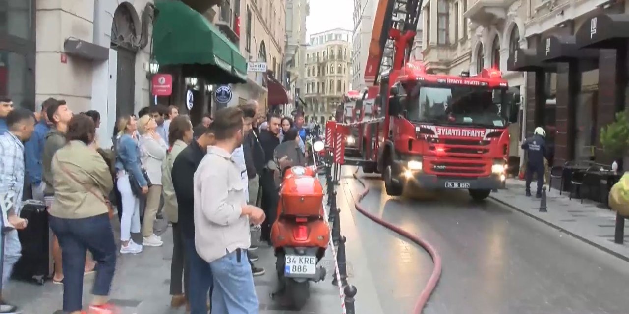 Otelde yangın! Ekipler müdahale ediyor