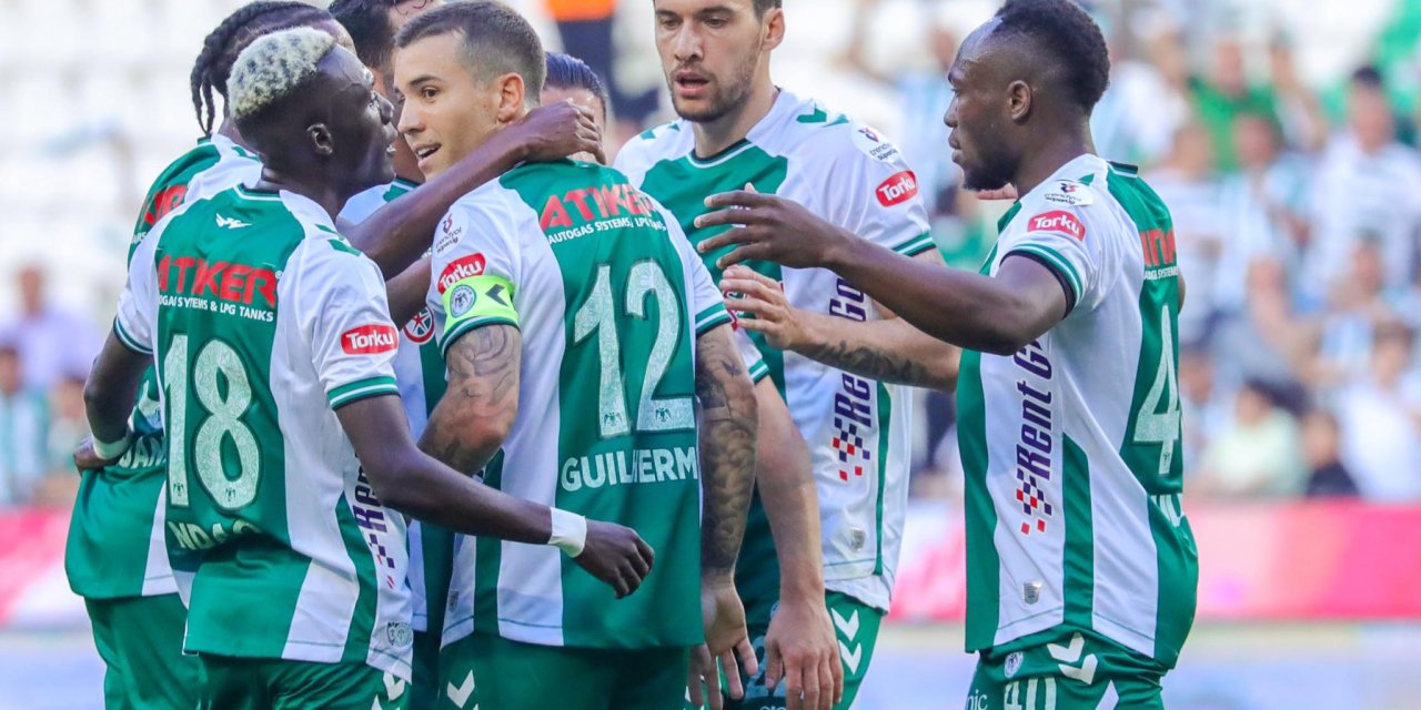 Konyasporlu Muleka'nın galibiyet sevinci!