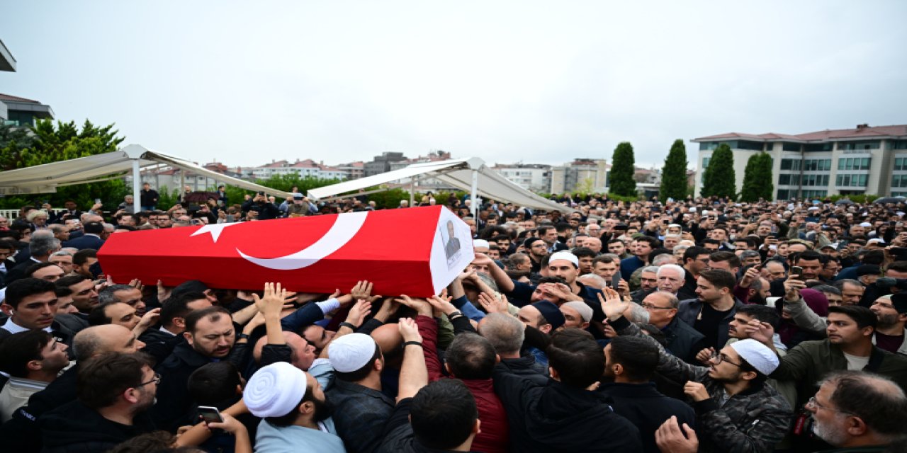 Yavuz Bülent Bakiler, son yolculuğuna uğurlandı