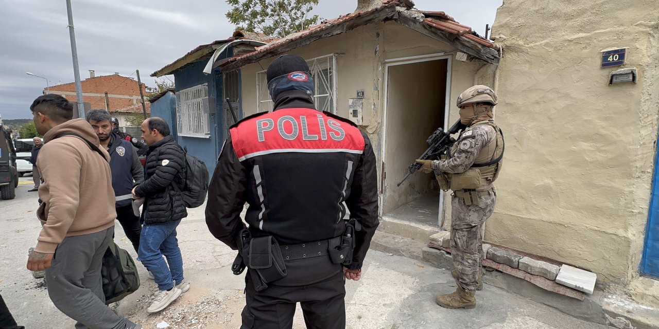 Yurtdışına kaçış hazırlığındaki FETÖ'cülere operasyon