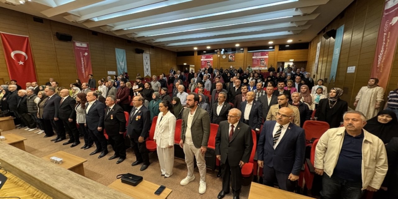 Konya’da şehitlere saygı gecesi