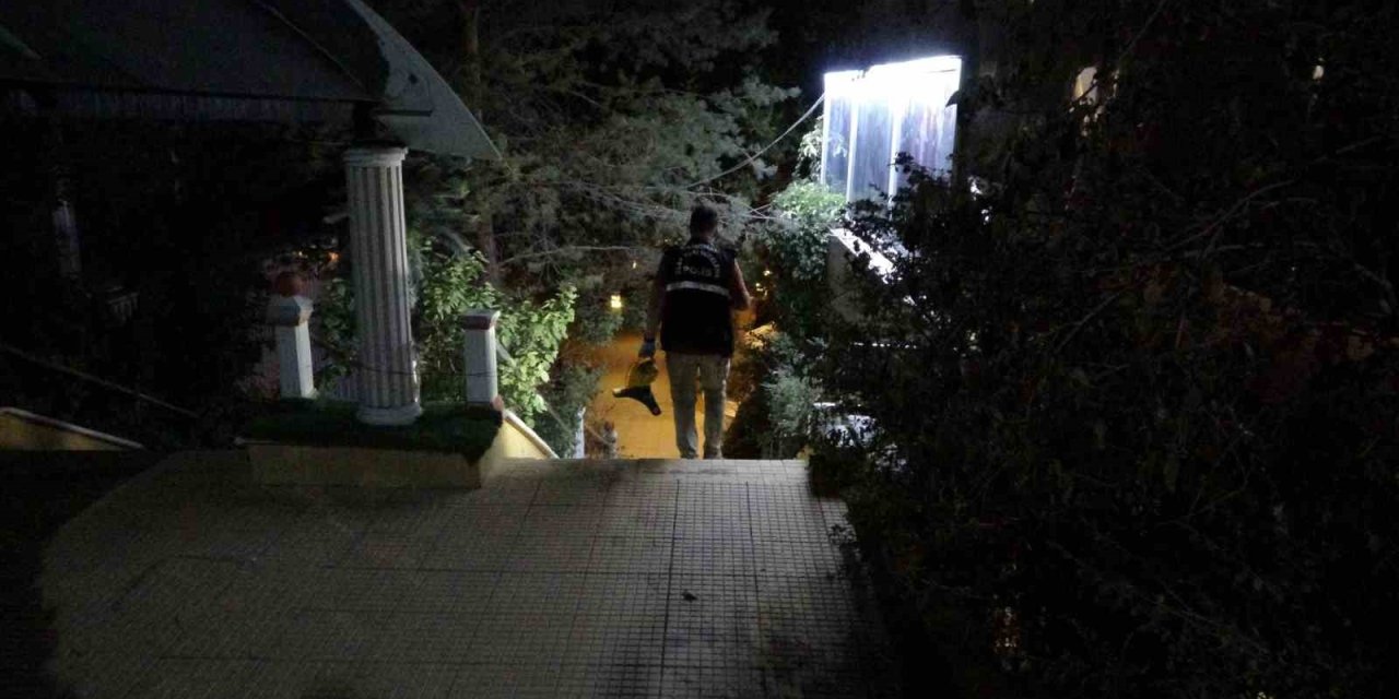 Düğün salonunda silahlı kavga: 4 yaralı