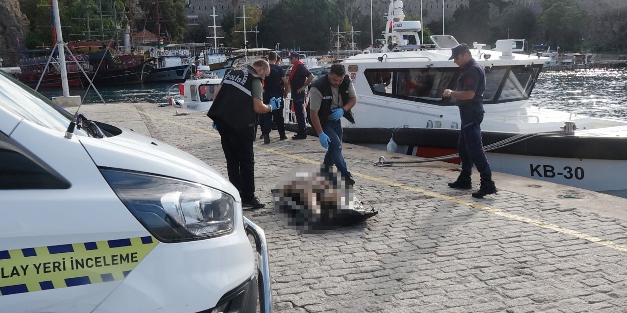 Maskesi takılı halde cansız bedeni bulundu