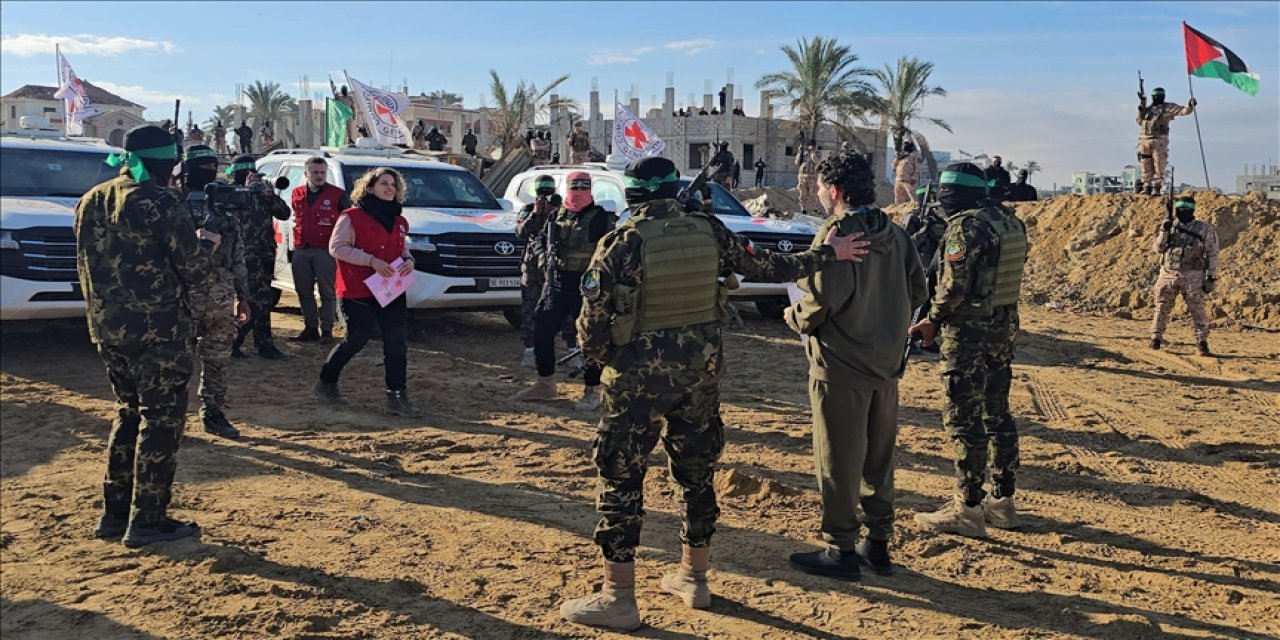 Hamas ile İsrail heyetleri, esir takasını müzakere edecek