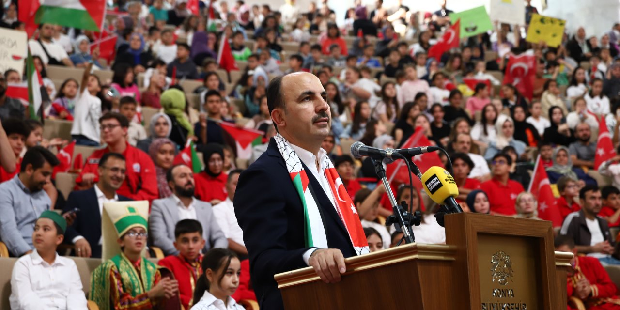 Başkan Altay öğrencilere seslendi: Zalimin karşısında olacağınıza inancım tamdır