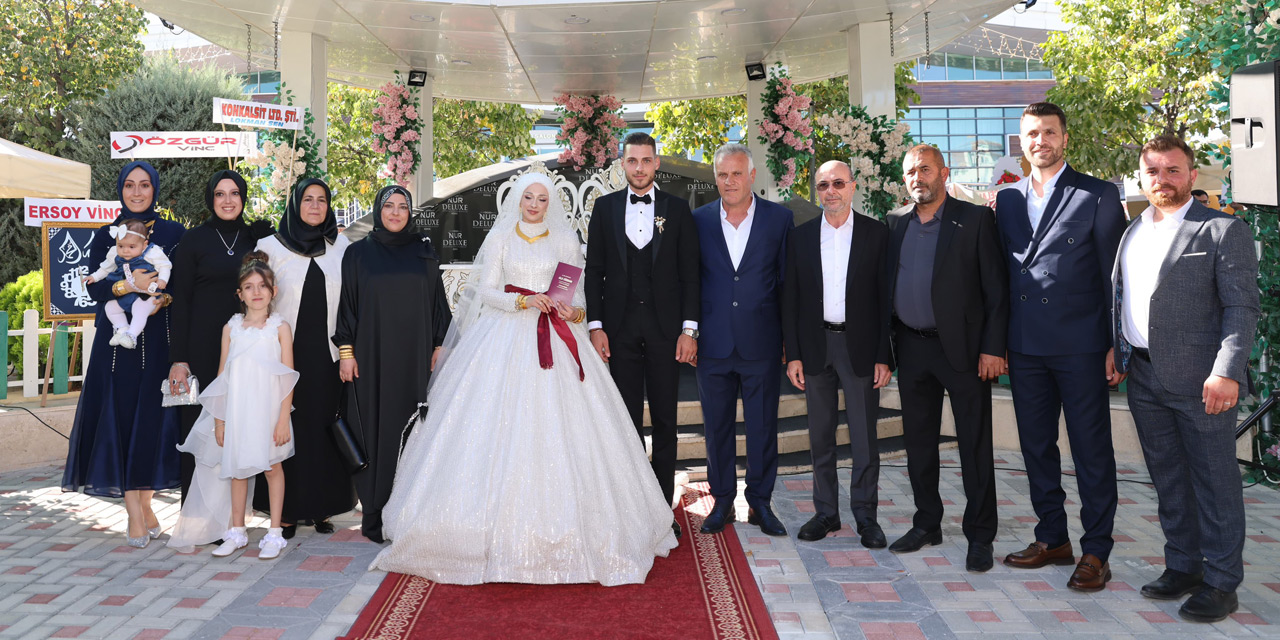 Burak ile Canan mutluluğa evet dedi