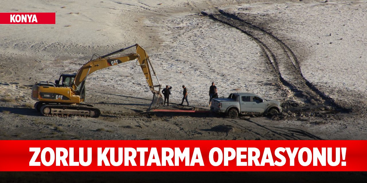 Meke Gölü’nde zorlu kurtarma operasyonu! Ekskavatörle 2 saatte çıkarıldı