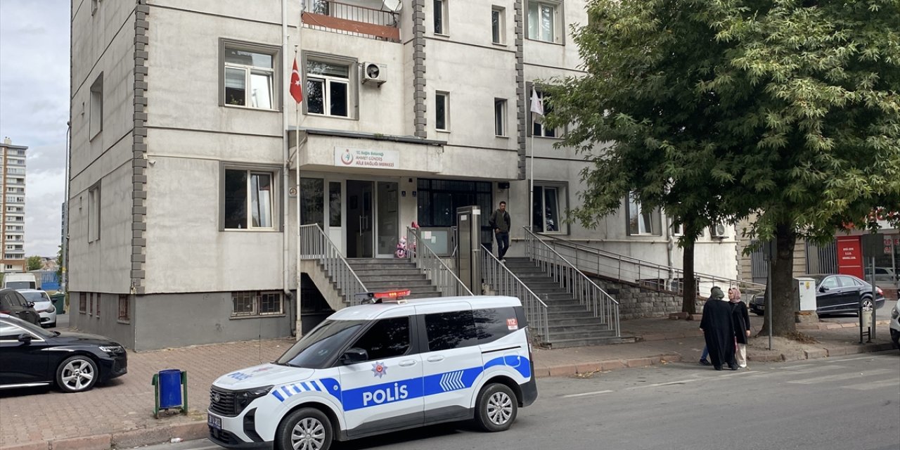 Aile sağlığı merkezindeki sıra kavgası... Yaralılar var