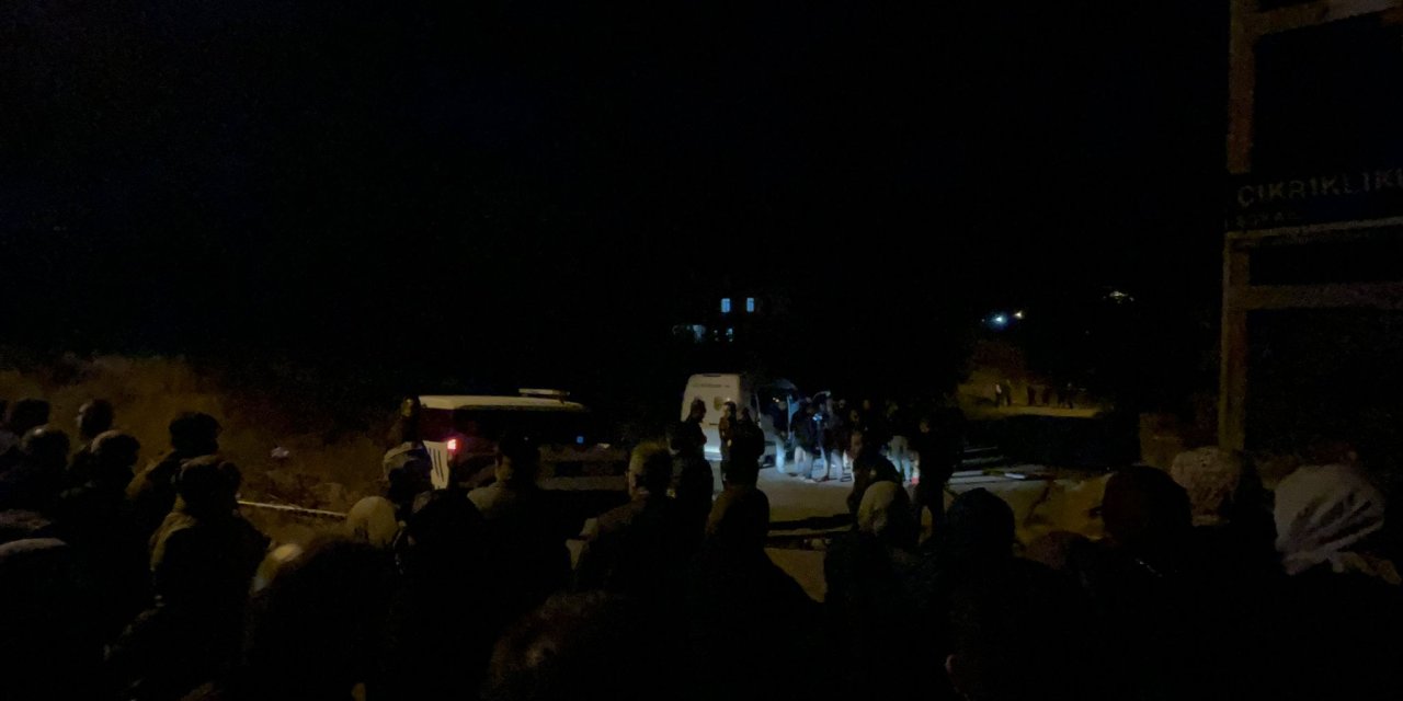 Karı-kocayı evlerinin önünde av tüfeğiyle öldüren şüpheliyi at izi ele verdi