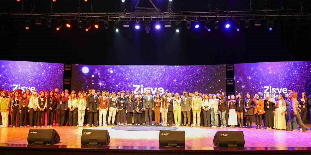 Konya'da "Kademe Kariyer Zirvesi" yapıldı