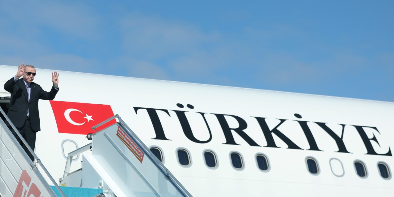 Cumhurbaşkanı Erdoğan, 'Barış için Şarm El-Şeyh Zirvesi için Mısır'da