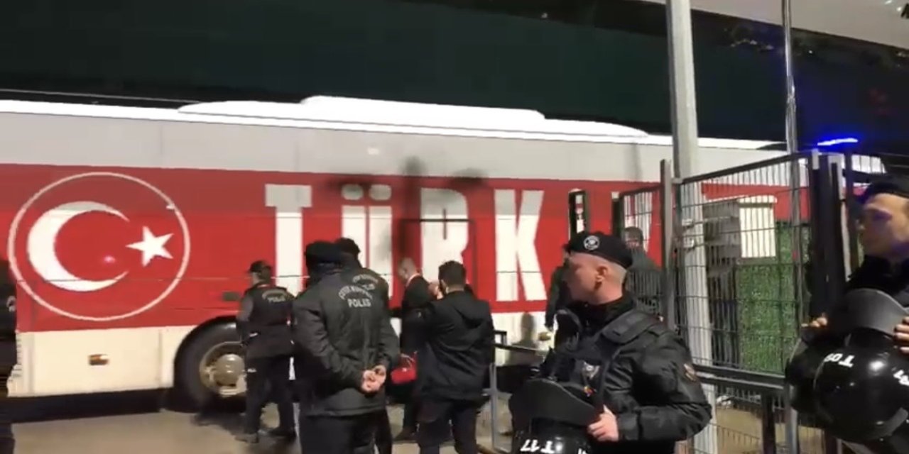 Türkiye ve Gürcistan milli takımları stada ulaştı