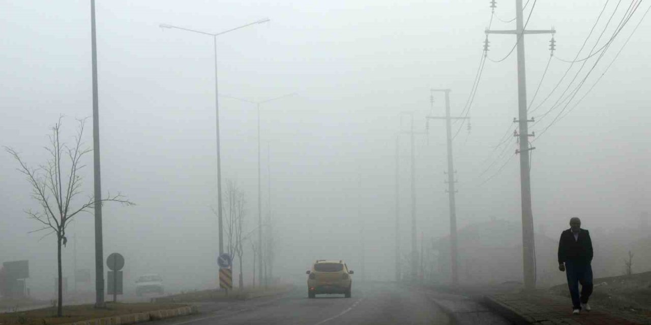 Yoğun sis: Görüş mesafesi 30 metre