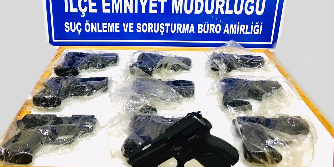 Konya'nın ilçesinde kaçak silah operasyonu