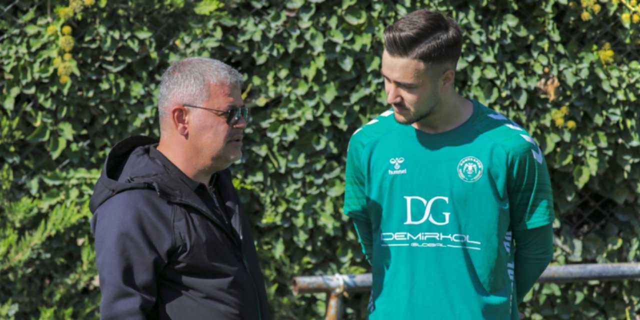 Konyaspor Başkanı Ömer Atiker’den takıma moral ziyareti