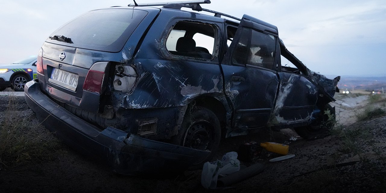 Takla atan otomobil hurdaya döndü: Aynı aileden 3 yaralı