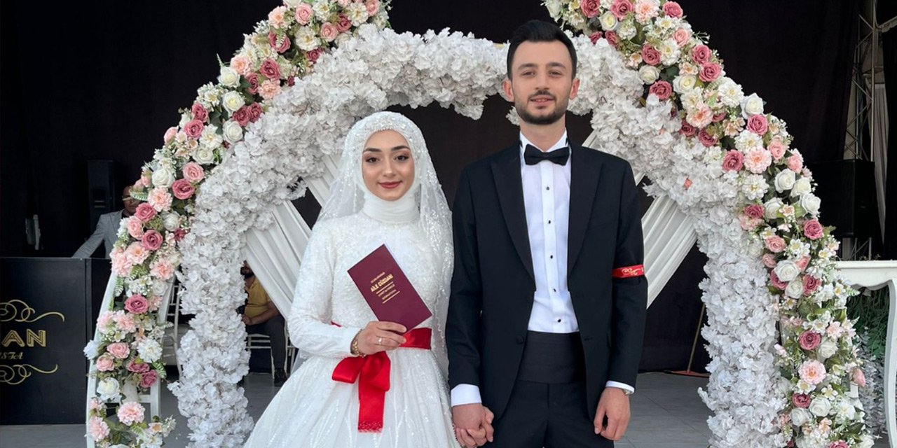 Rumeysa ile Furkan dünyaevine girdi