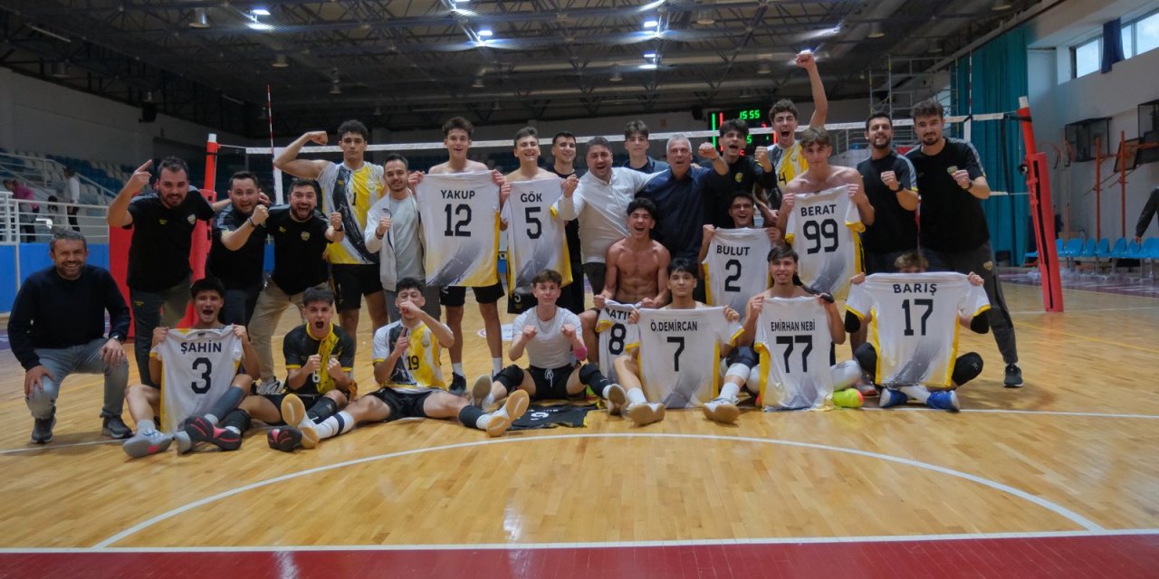 Konya Büyükşehir Belediyespor iki branşta dolu dizgin