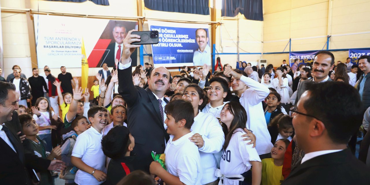Başkan Altay Beyşehir’de spor okulları dönem açılışına katıldı