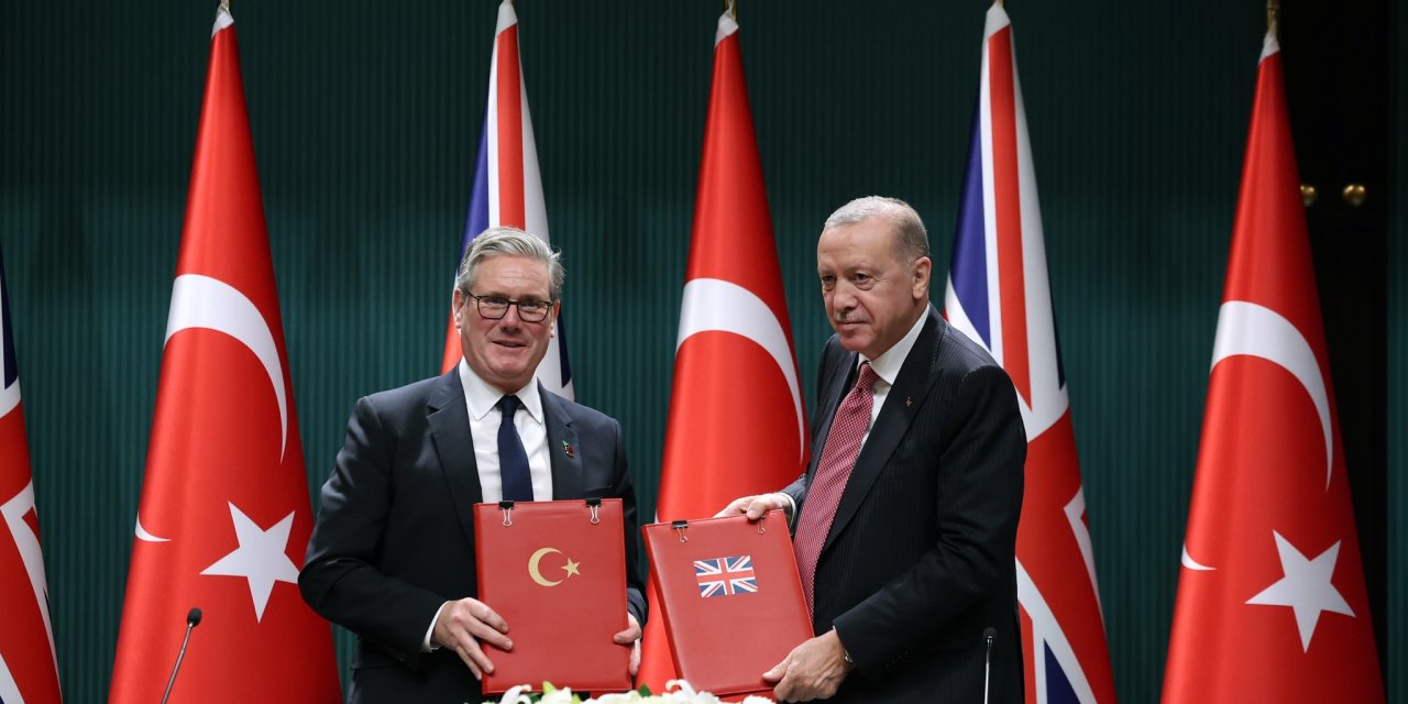 Cumhurbaşkanı Erdoğan: Sayın Starmer ile Eurofighter Typhoon anlaşması için imzaları attık
