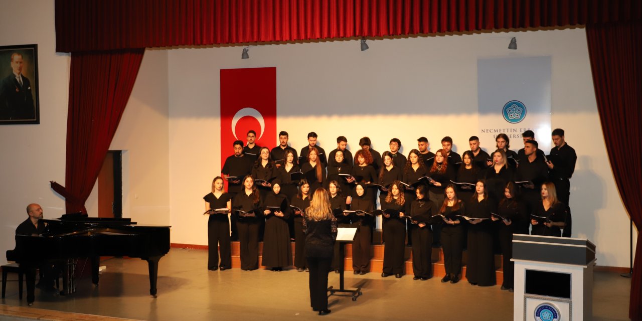 29 Ekim Coşkusu NEÜ sahnesinde yankılandı