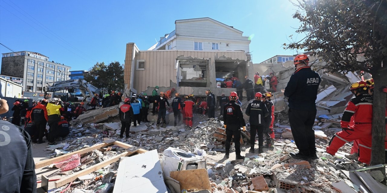 Son Dakika! Gebze'deki enkazdan acı haber