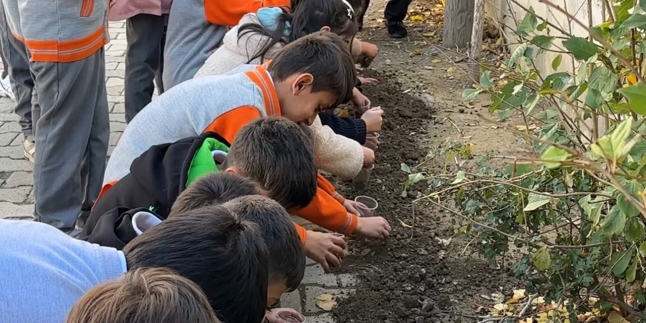 Konya’dan Yüksekova’ya gönül köprüsü: Ata tohumları toprakla buluştu