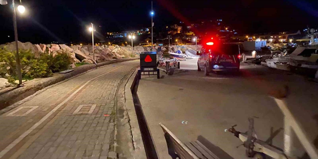 Bir kişi kayalıklarda ölü bulundu