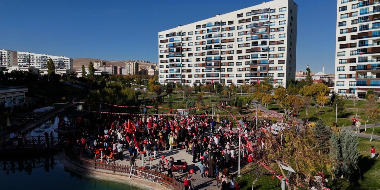 Doğaşehir Sitesi’nde 29 Ekim coşkusu