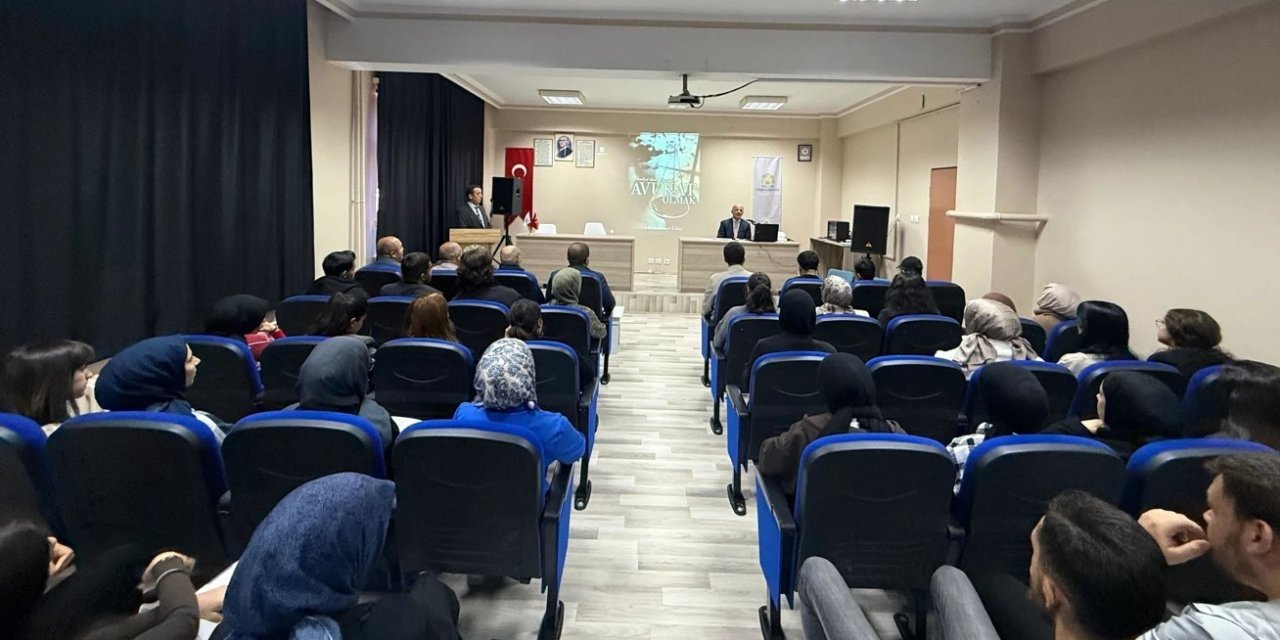 Selçuk Üniversitesi Bozkır Meslek Yüksek Okulunda Kariyer Günleri