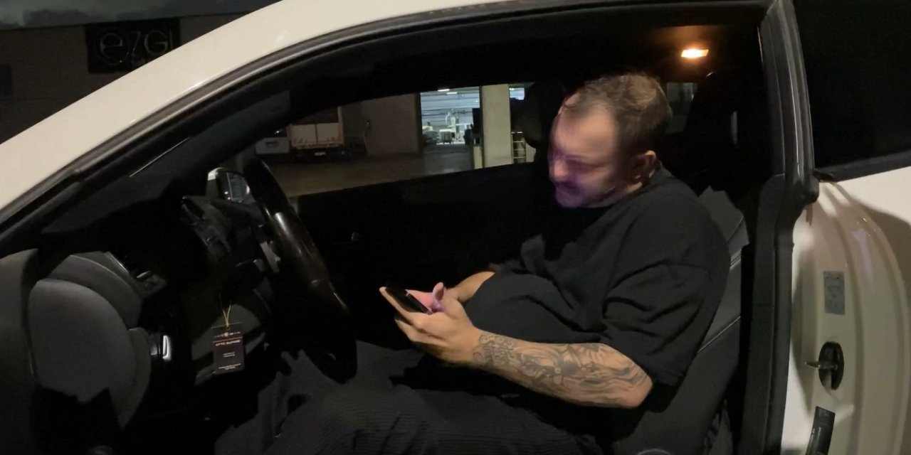 Alkollü çıktı; 'Ben biraz daha içeyim de öyle gidelim' dedi