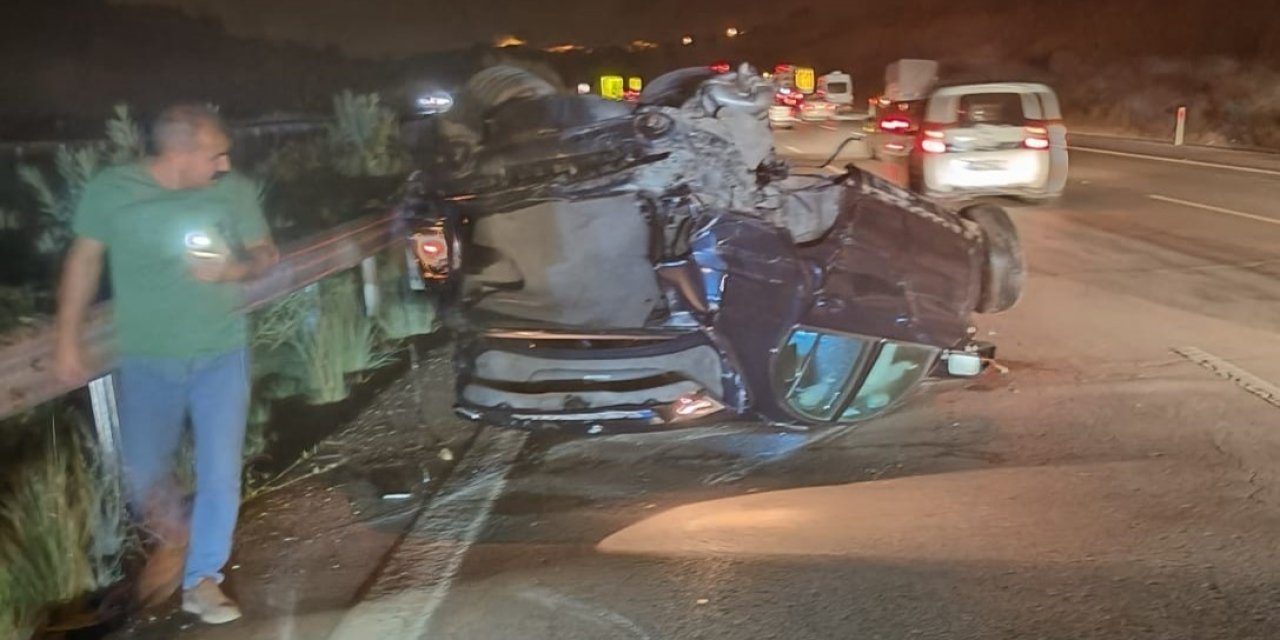 Otomobil bariyerlere çarptı: 1 ölü