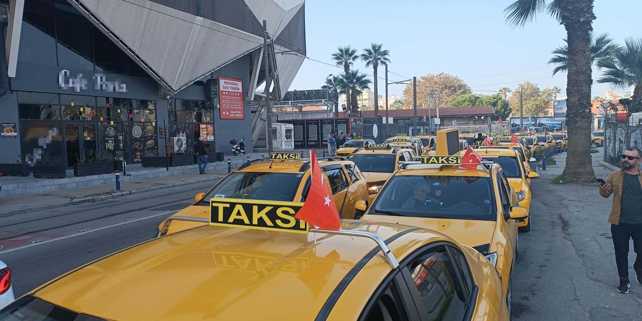 Taksiciler kontak kapattı