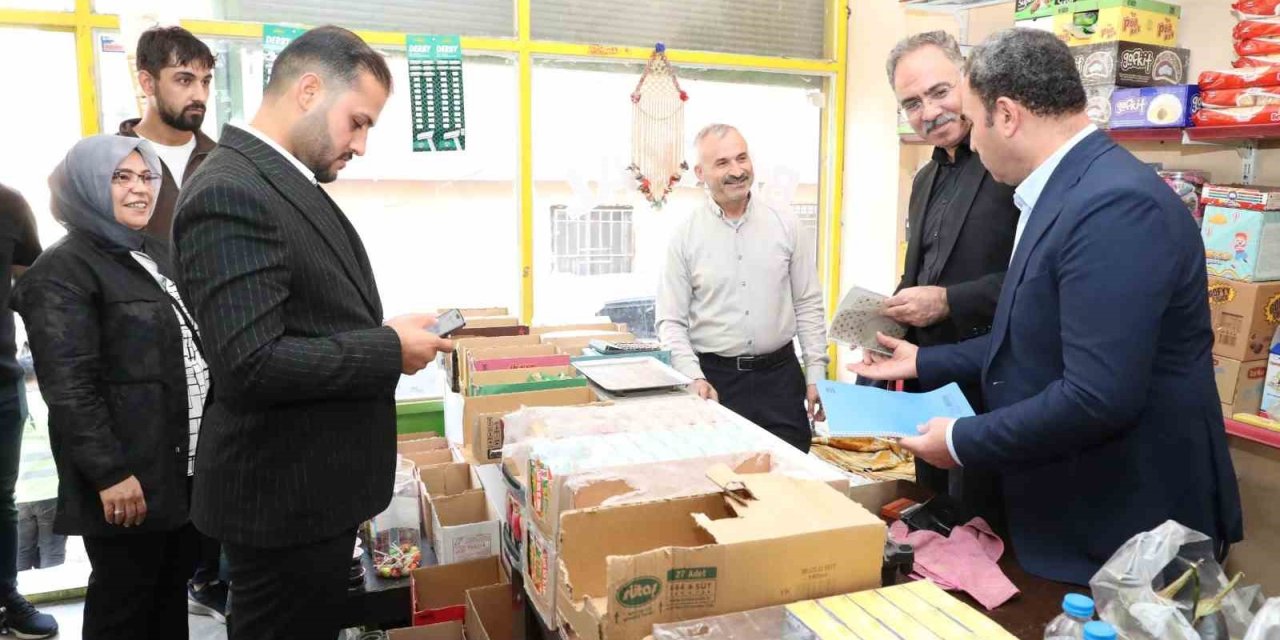 Belediye başkanı zimem defterini satın aldı