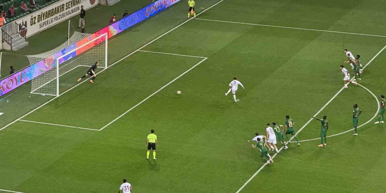 Amed Sportif Faaliyetler, Hatayspor'u 2-1 Mağlup Etti