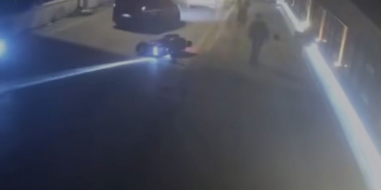 Yola savrulan motosikletin sürücüsü öldü