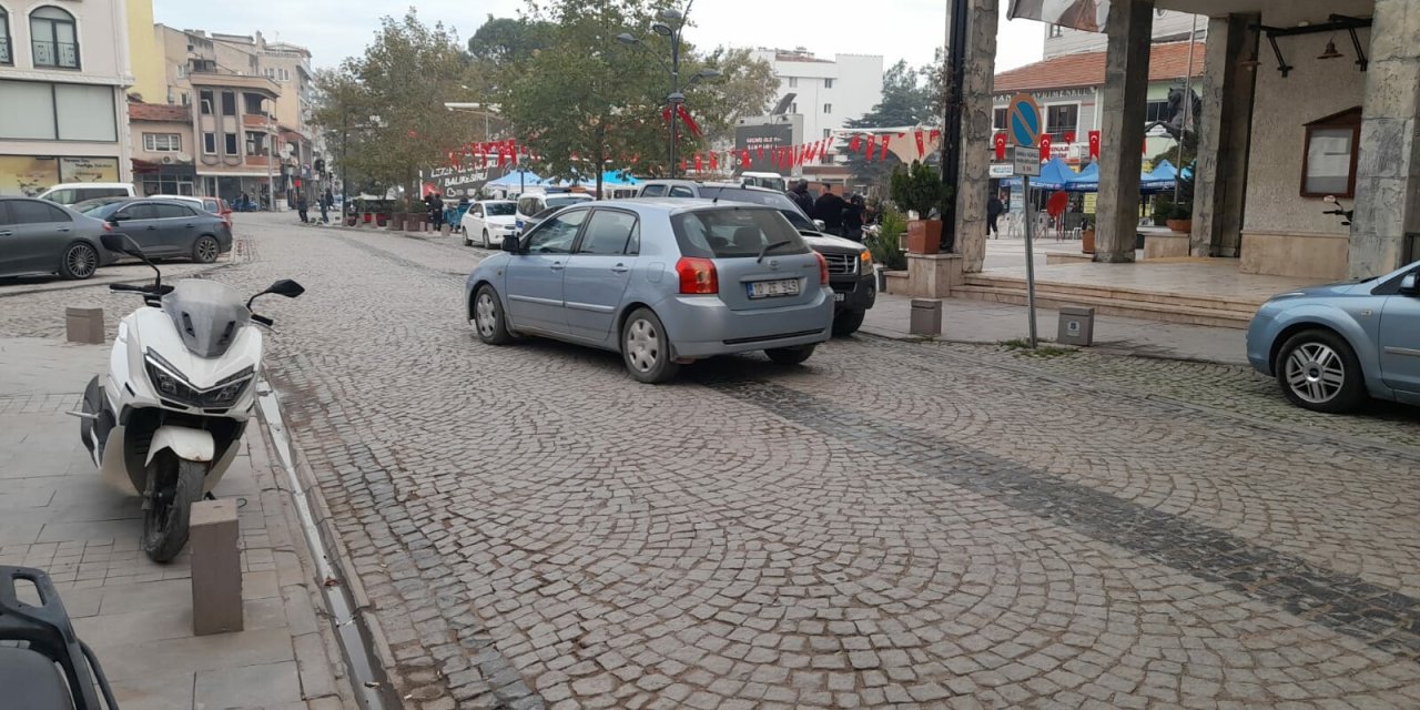 Balıkesir Sındırgı'da 4.4 büyüklüğünde deprem