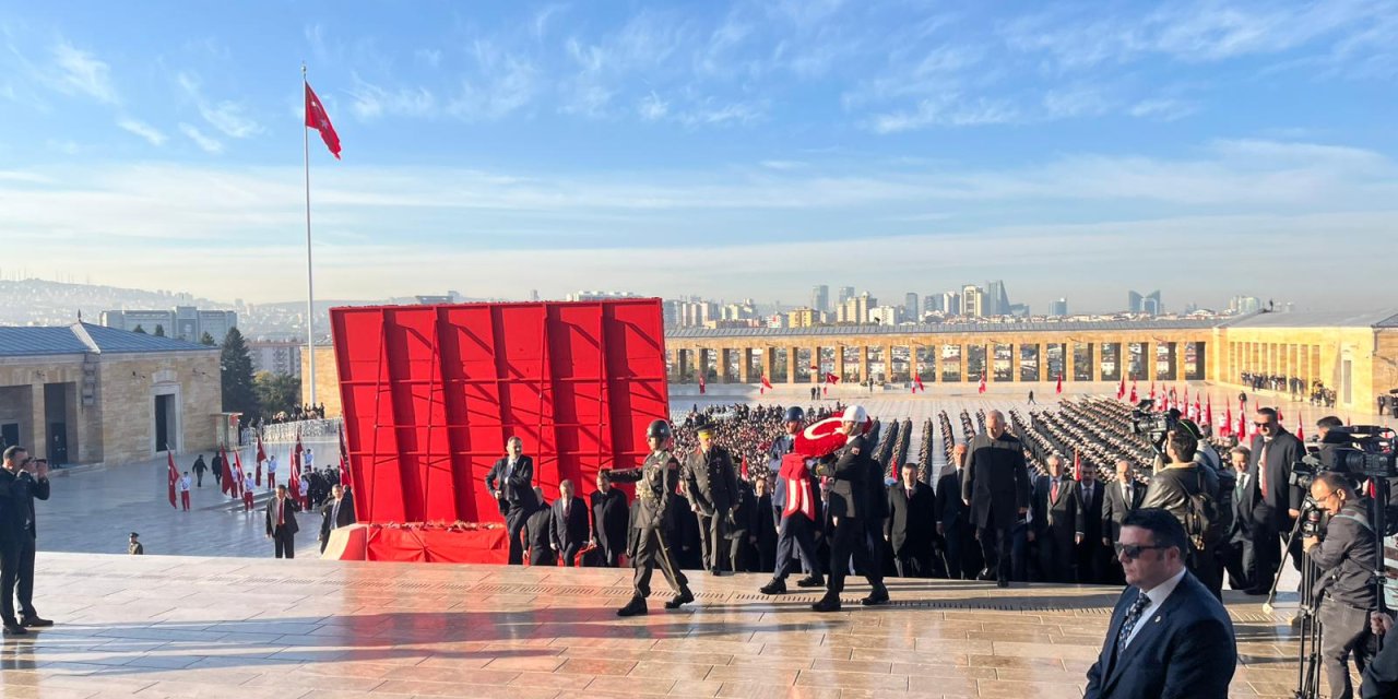 Anıtkabir'de 10 Kasım töreni