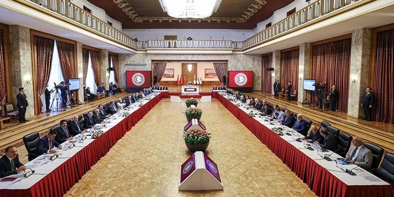 'Terörsüz Türkiye' Komisyonu toplantısı ertelendi