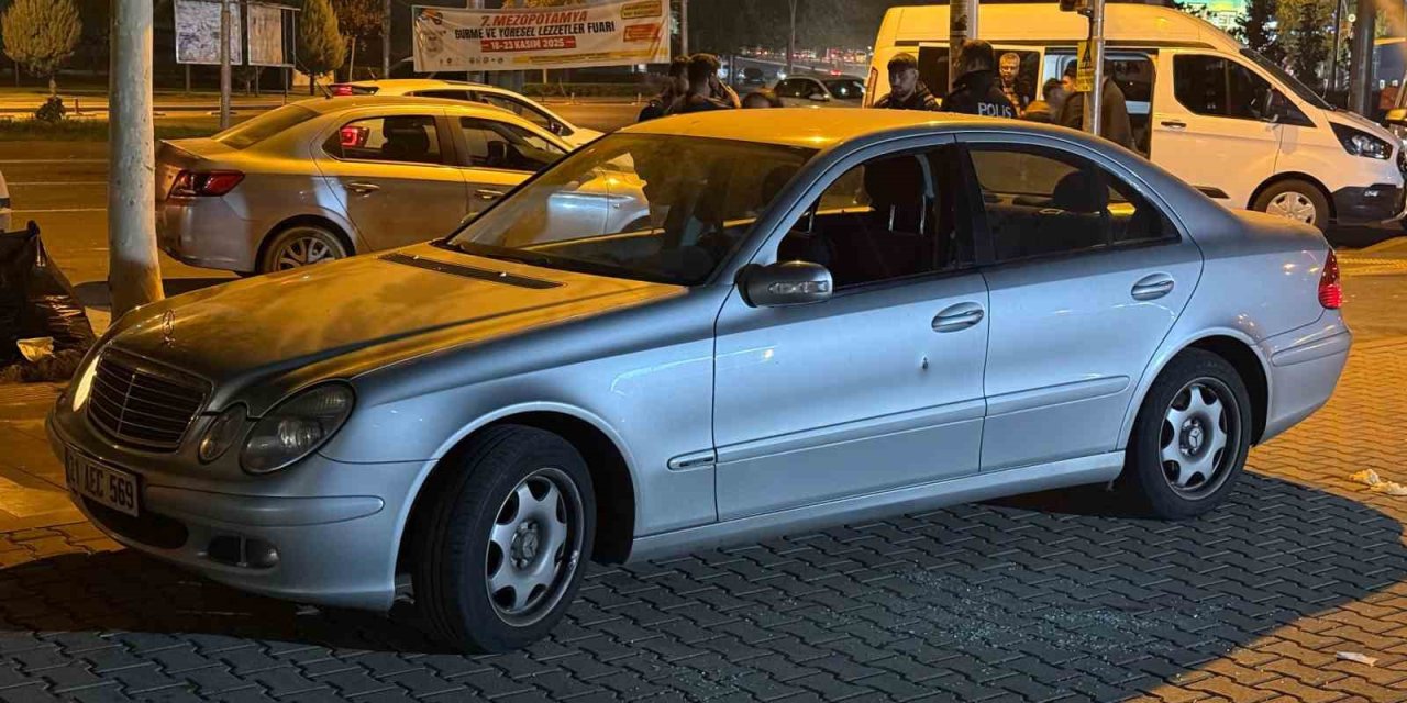 Aracına binerken silahlı saldırıya uğradı: 1 ölü