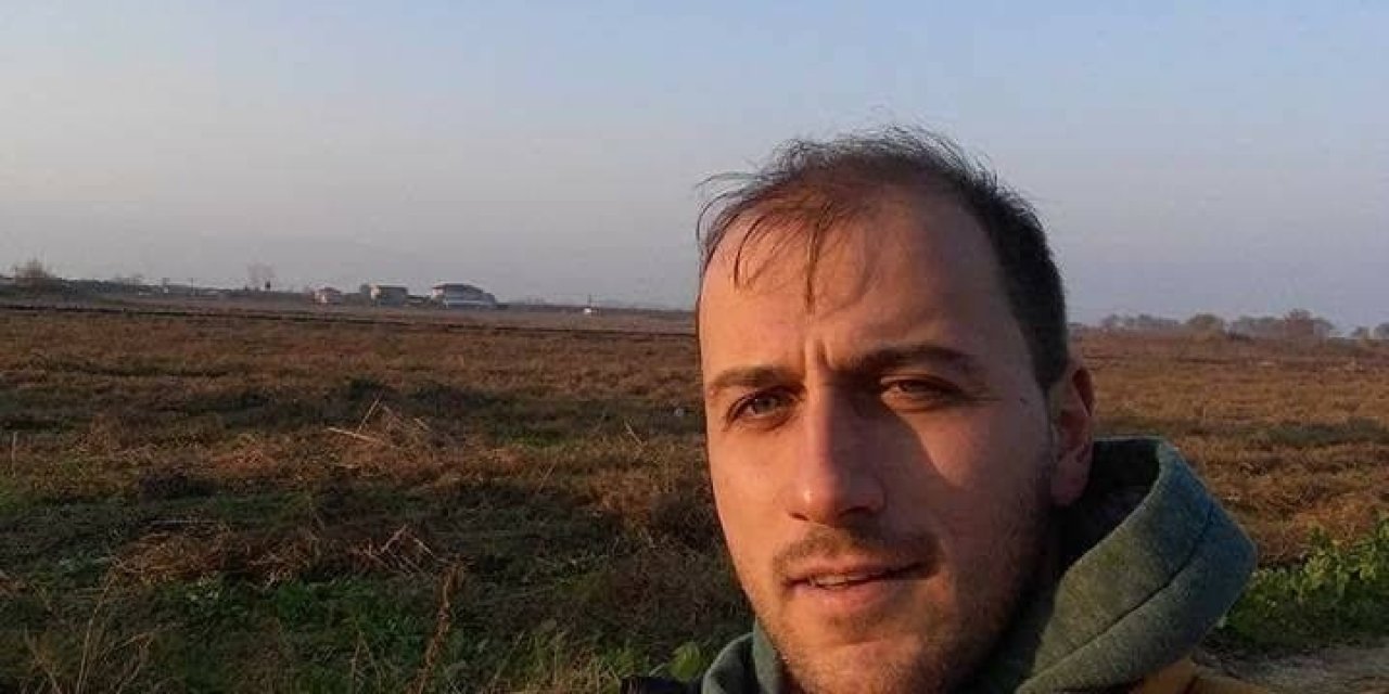 3 çocuk babası adam halı sahada kalbine yenildi