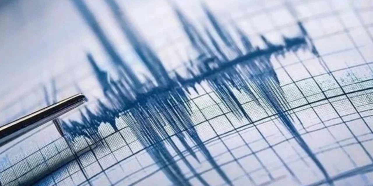 Ege Denizi'nde 4 büyüklüğünde deprem