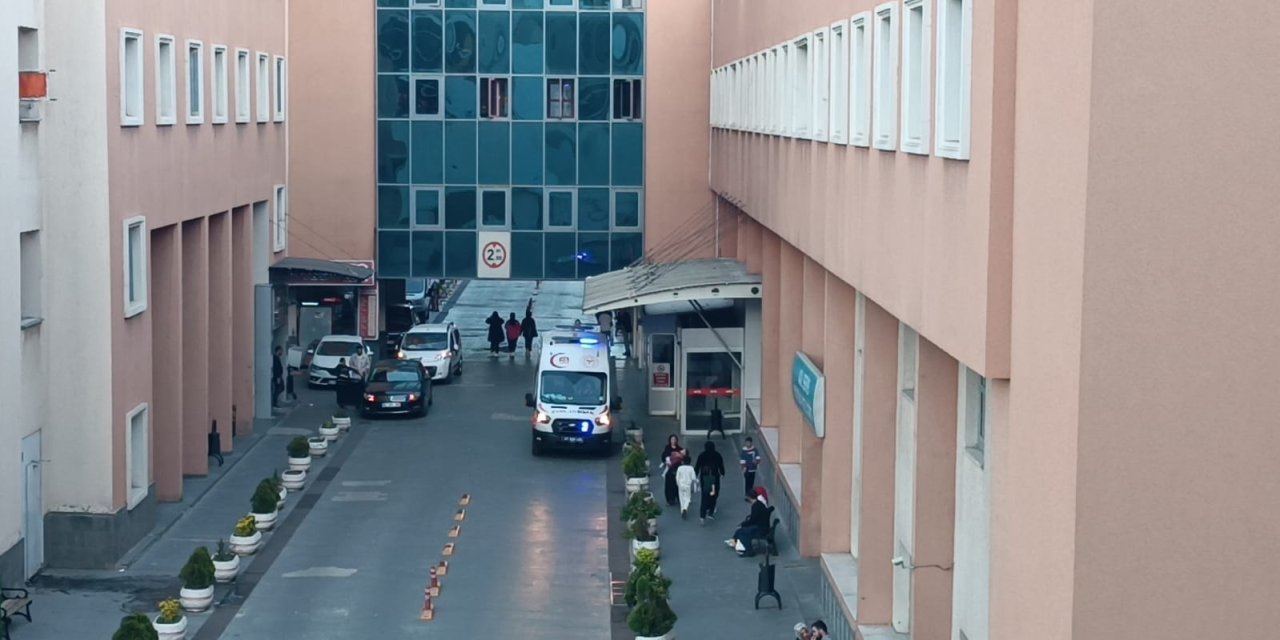 Beton parçaları inşaat işçilerinin üzerine düştü: 1 ölü, 1 yaralı