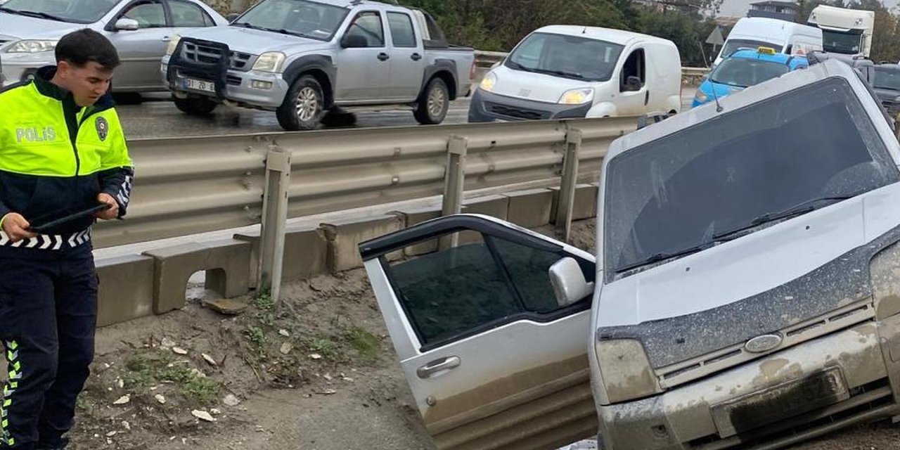 Aracın çarptığı yaya kanala düşerek hayatını kaybetti