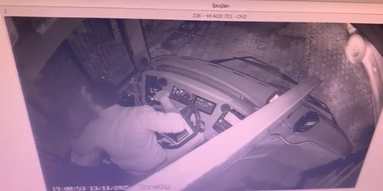 Çok sayıda yolcunun bulunduğu otobüse silahlı saldırı